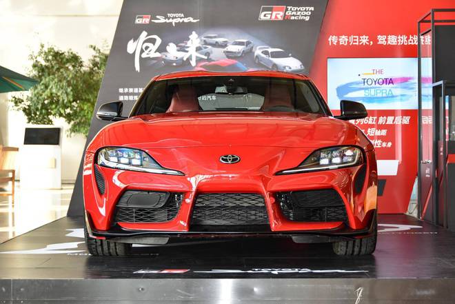 宝马Z4的起步价还没它高。丰田新款Supra售价49.6万起